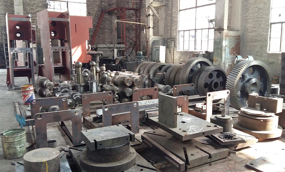 沖床車(chē)間安全檢查